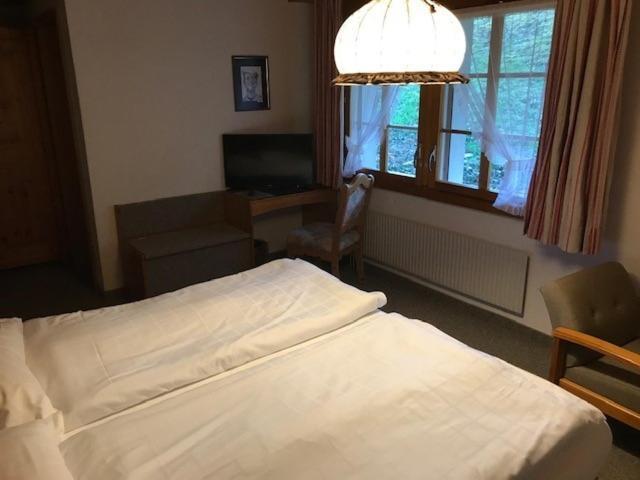 Hotel Chalet Du Lac Iseltwald Esterno foto
